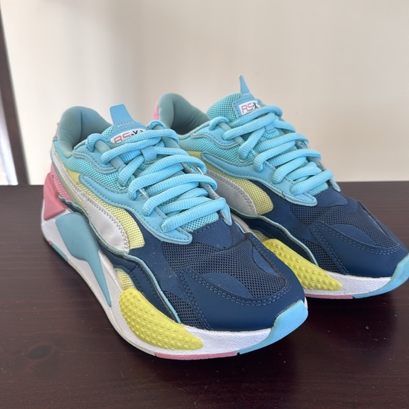Puma RS X3 youth kids 6.5Y tennis shoes, sneakers multicolor - Picture 3 of 13
